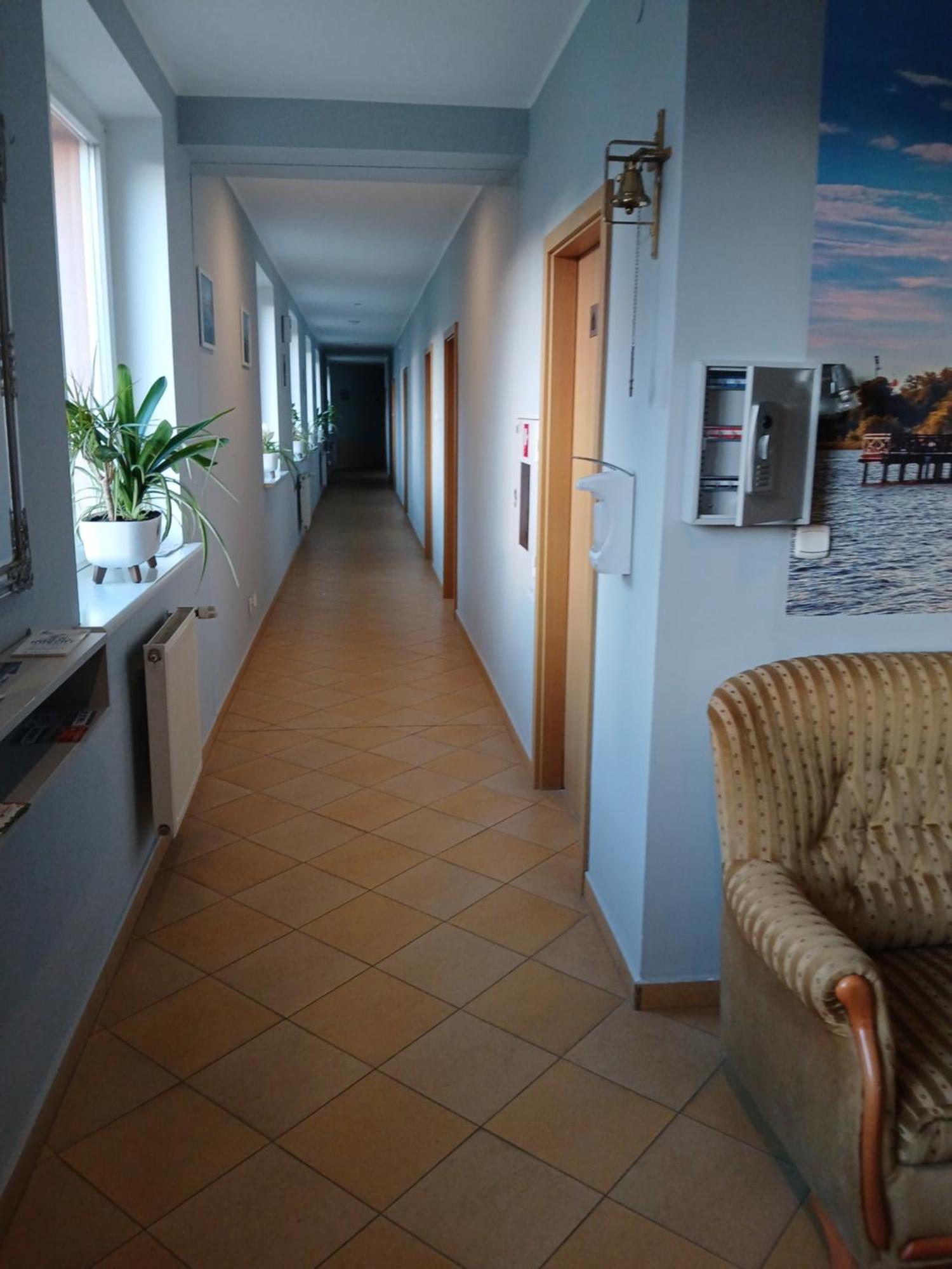 Dom Brama Mazur Bed & Breakfast โอสโตรดา ภายนอก รูปภาพ