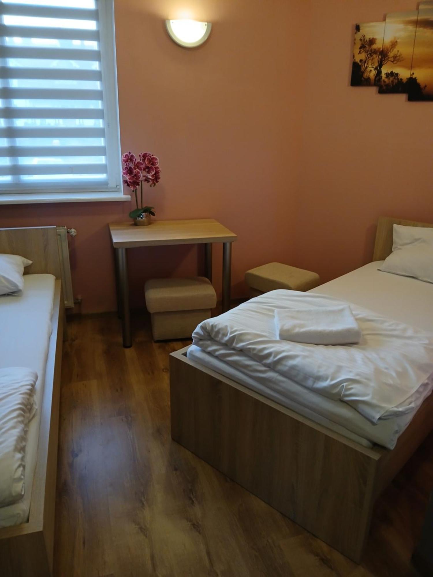 Dom Brama Mazur Bed & Breakfast โอสโตรดา ภายนอก รูปภาพ