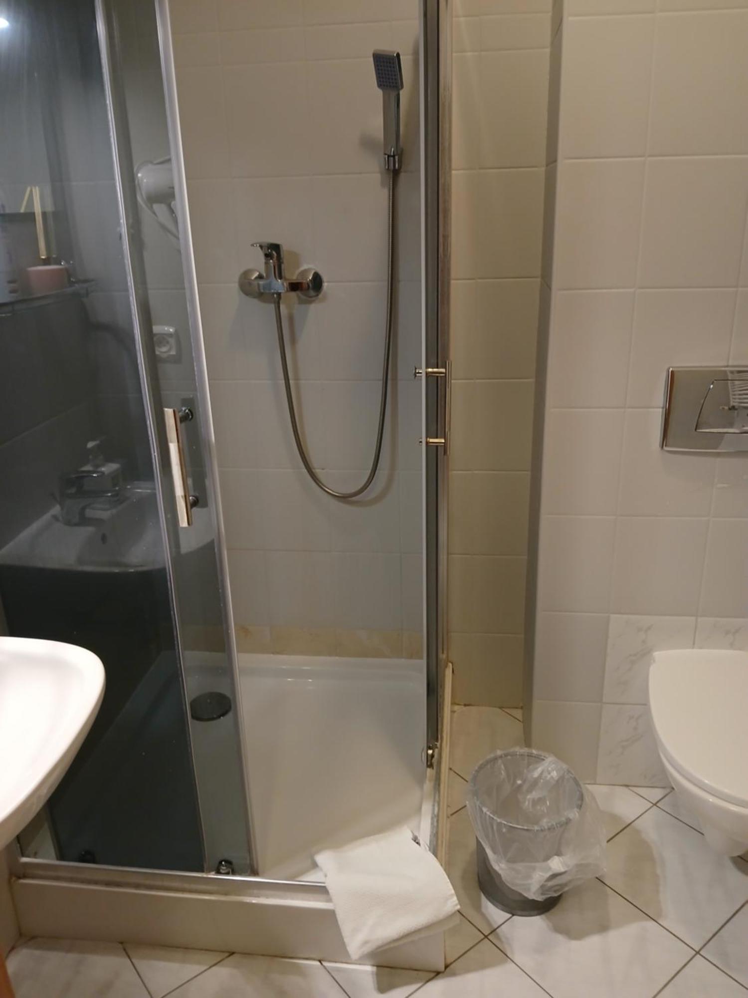 Dom Brama Mazur Bed & Breakfast โอสโตรดา ภายนอก รูปภาพ