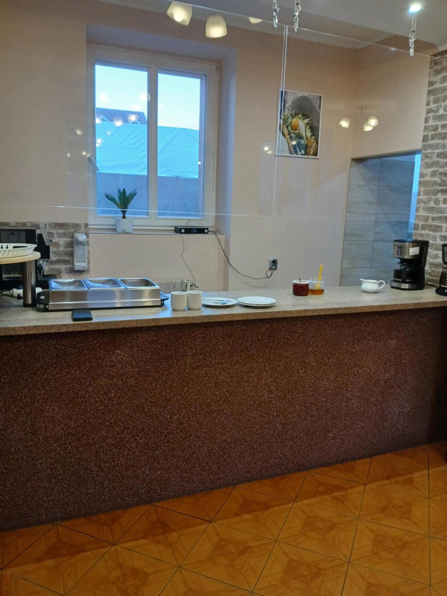 Dom Brama Mazur Bed & Breakfast โอสโตรดา ภายนอก รูปภาพ